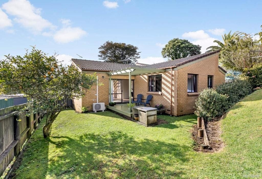 26A Vagus Place, Royal Oak, Auckland - Carousel 2