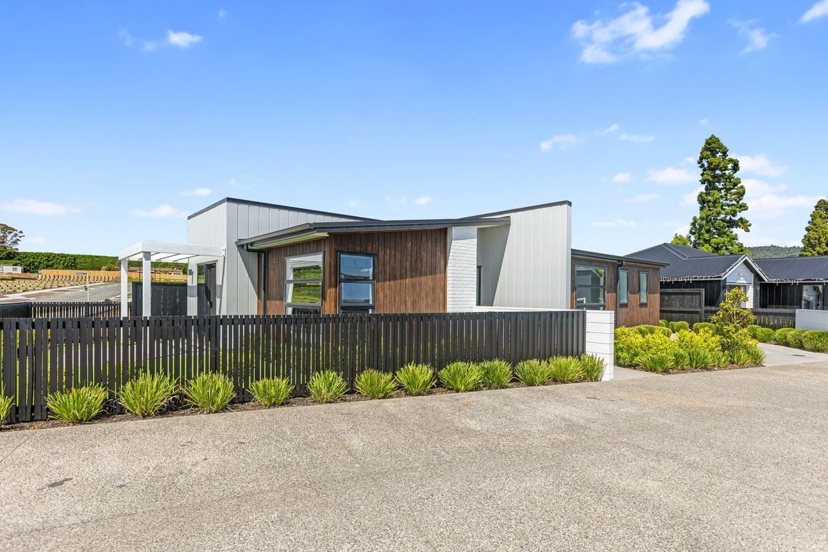 16 Tanuku Lane, Te Puke, Te Puke - Carousel 16