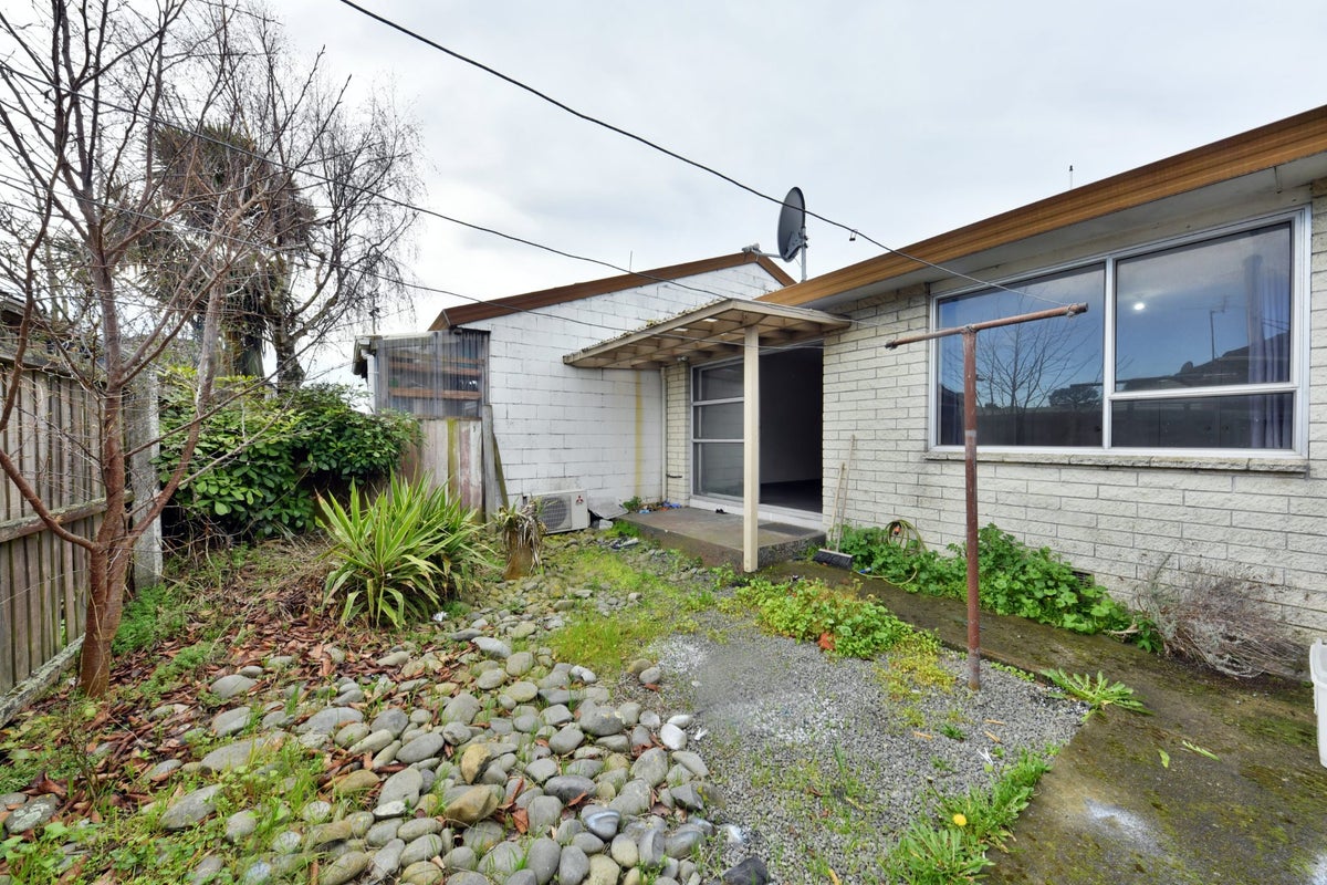 6/83 Brougham Street, Addington, Christchurch - Carousel 15
