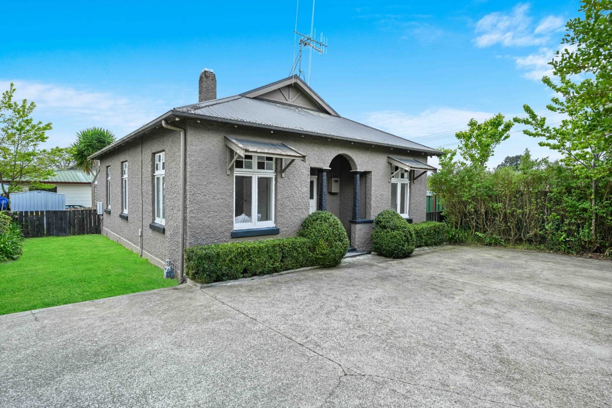 21 Boundary Road, Claudelands, Hamilton - Carousel 1
