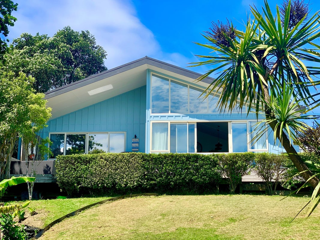 907 Anson Street, Mayfair, Hastings - Carousel 1
