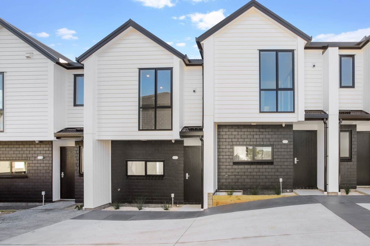 3/10 Shamrock Lane, Te Atatu Peninsula, Auckland - Carousel 2