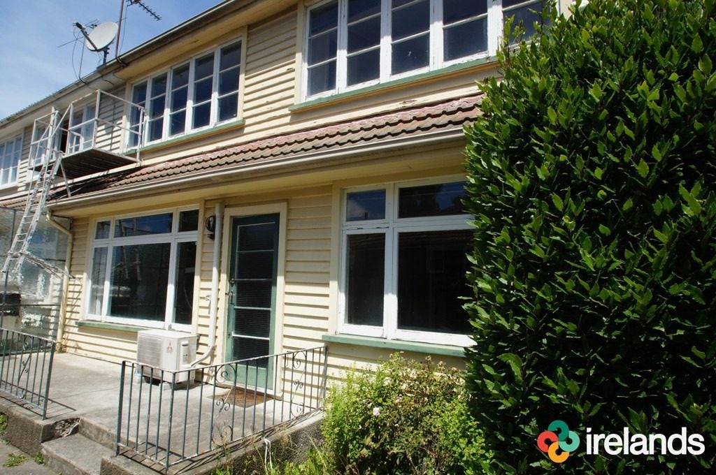2/94 Springfield Road, St Albans, Christchurch - Carousel 1