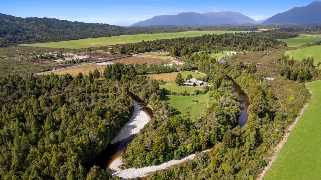 1190 Old Christchurch Road, Awatuna - Carousel 1