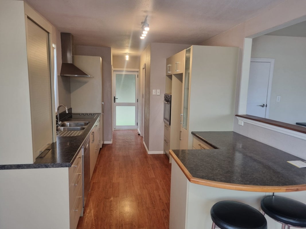 33 Wharenui Road, Owhata, Rotorua - Carousel 2