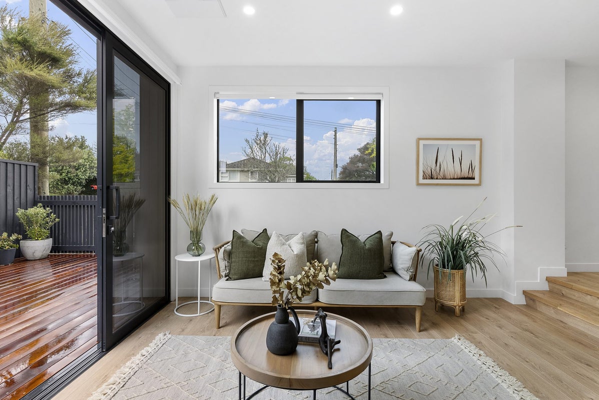 1/47 Taipari Road, Te Atatu Peninsula, Auckland - Carousel 2