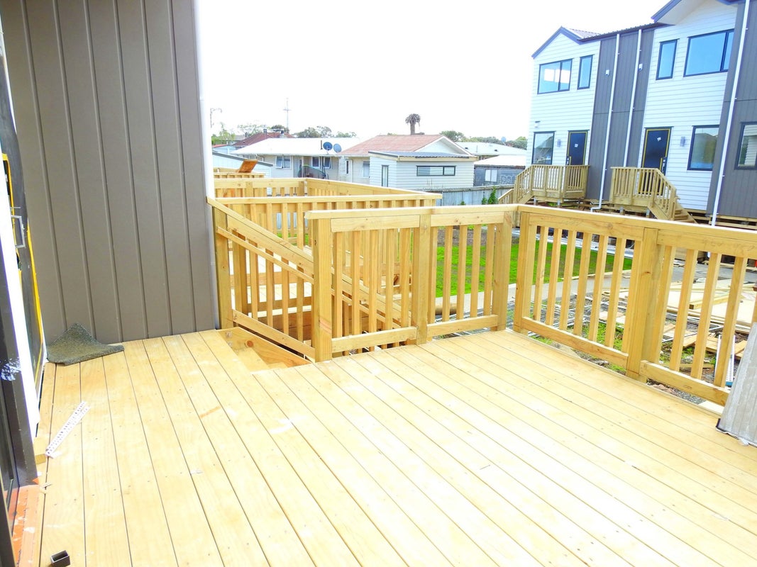 4/15 Rush Place, Mangere, Auckland - Carousel 17