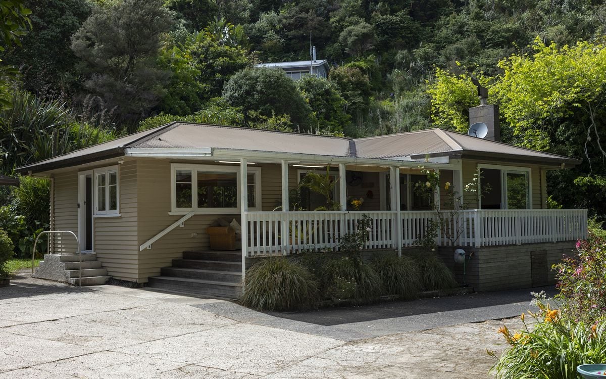 11 Old Hospital Road, Whangaroa, Kaeo - Carousel 1