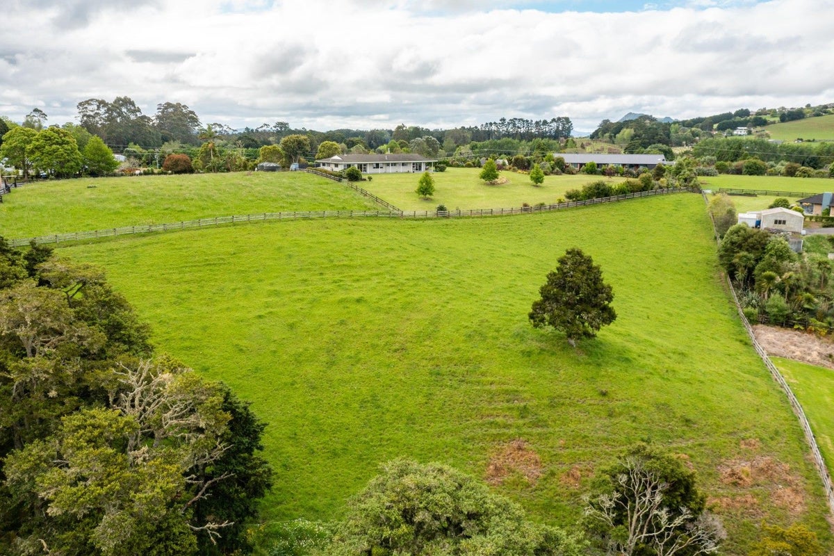 604 Crane Road, Kamo - Carousel 29
