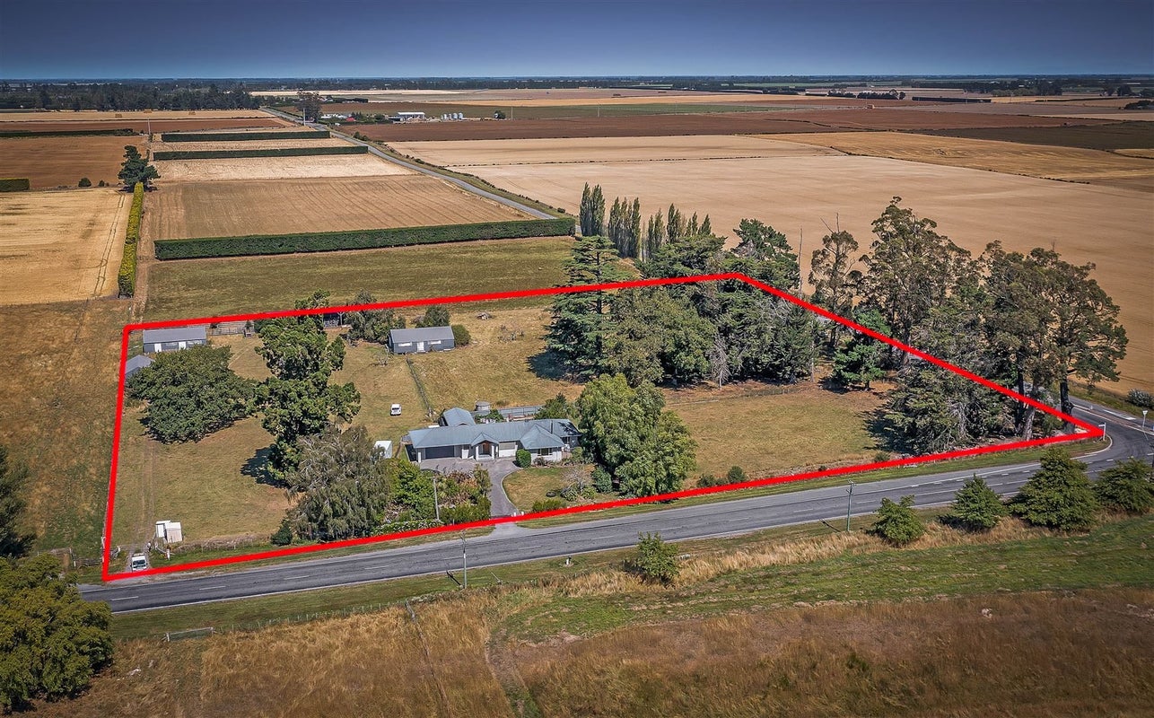 2159 Old West Coast Road, Christchurch - Carousel 1