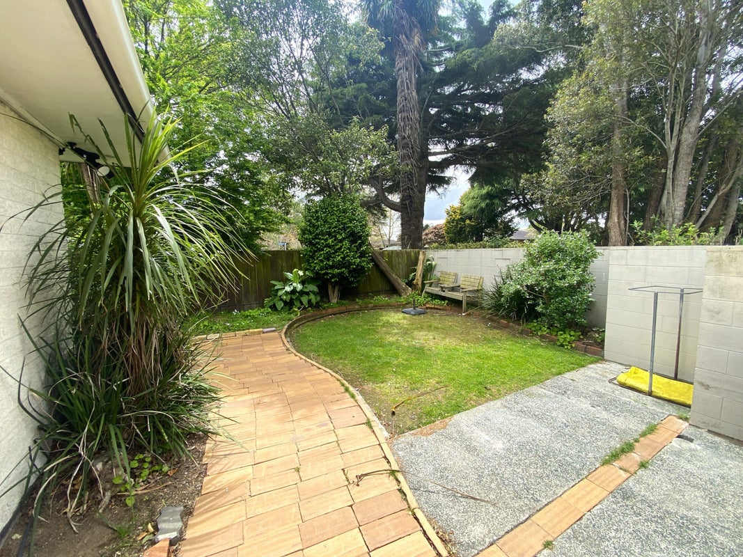 25 Beaumaris Way, Conifer Grove, Takanini - Carousel 16