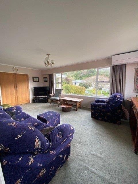 4 Khouri Avenue, Karori, Wellington - Carousel 2