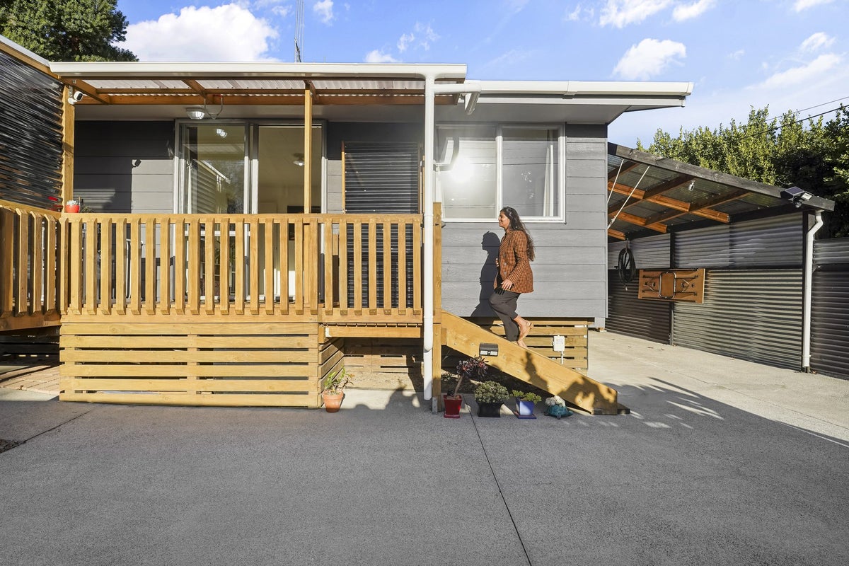 61A Sherson Street, Gate Pa, Tauranga - Carousel 2
