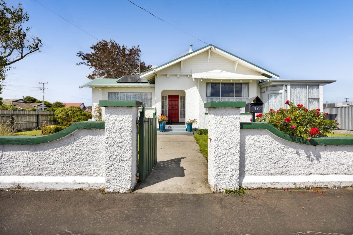 17 Grey Street, Normanby, Hawera - Carousel 1