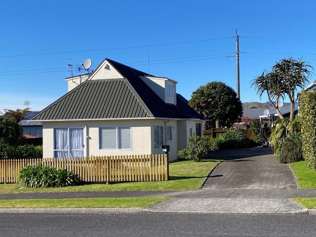 5B Hinerua Street, Maungatapu, Tauranga - Carousel 1