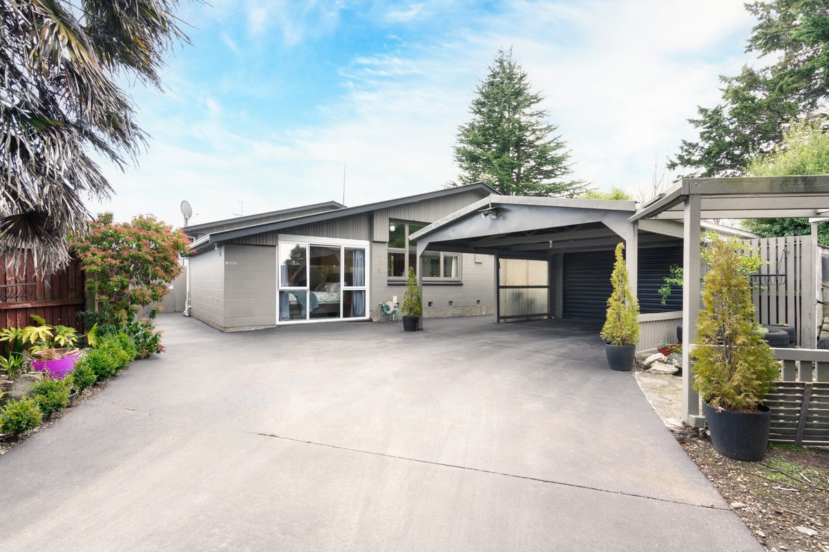 27 Ramore Place, Redwood, Christchurch - Carousel 2