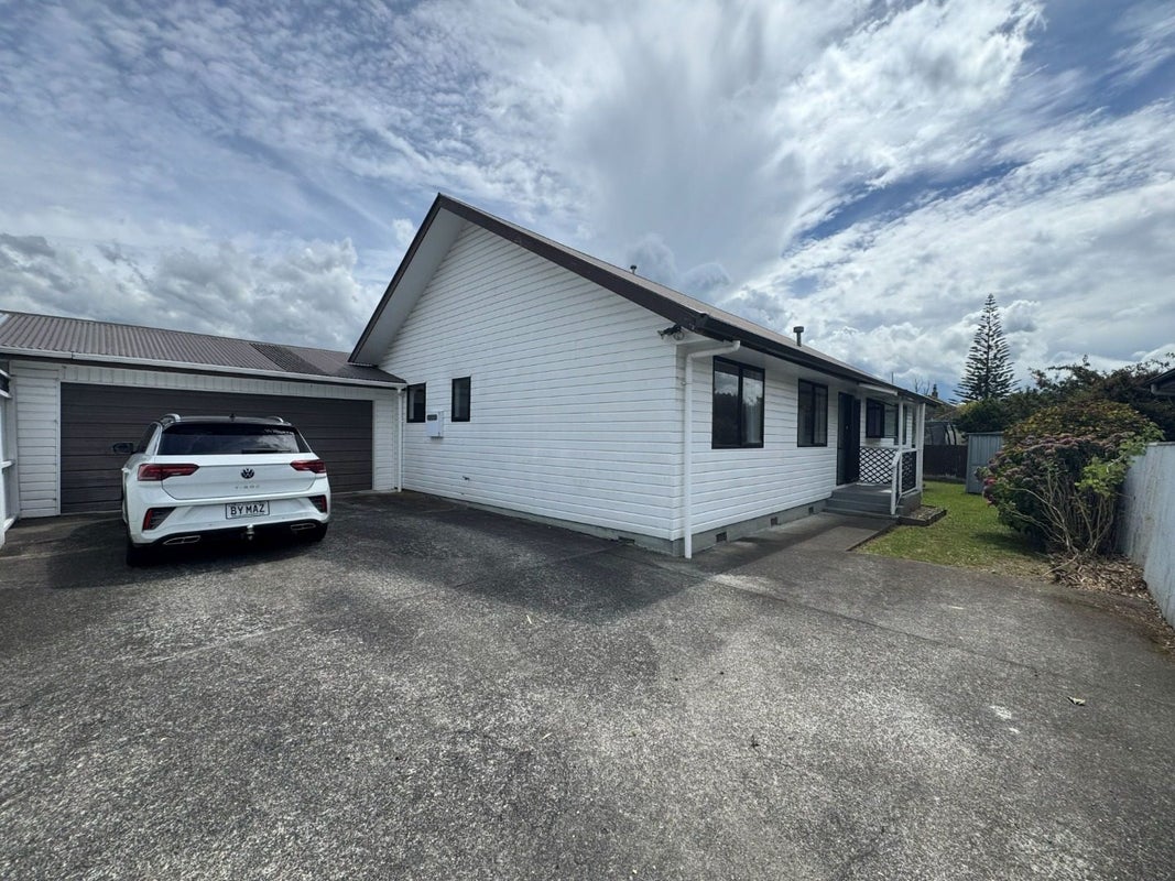 27A Ferguson Street, Awapuni, Palmerston North - Carousel 1