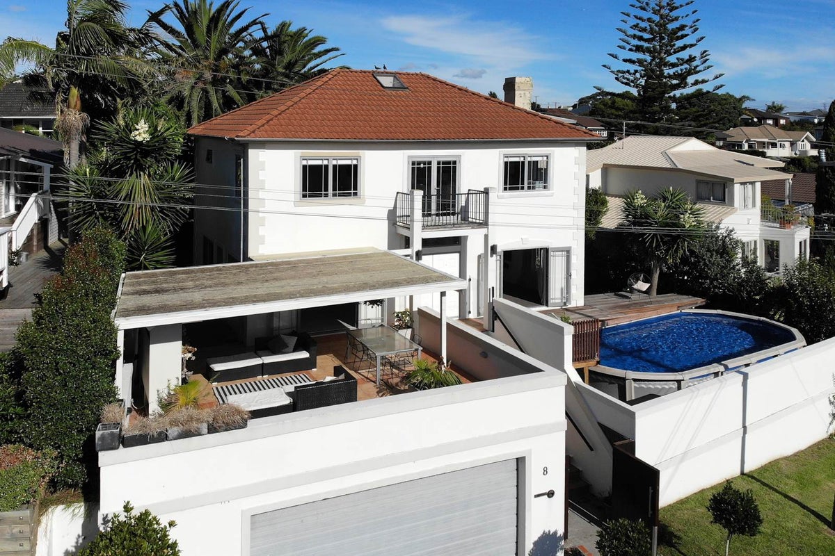 8 Norman Road, Hauraki, Auckland - Carousel 1