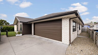37A Sandspit Road, Waiuku, Waiuku - Carousel 1