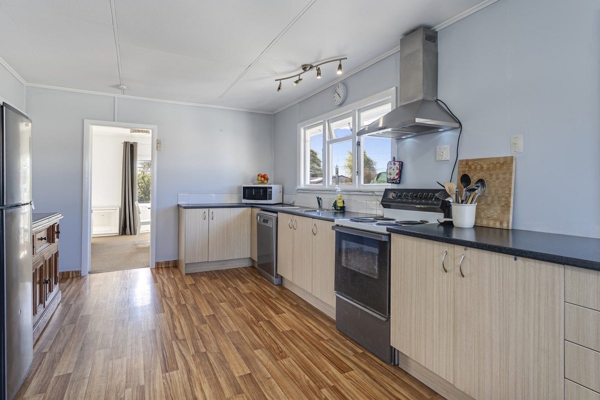 5 Bledisloe Avenue, Stoke, Nelson - Carousel 2