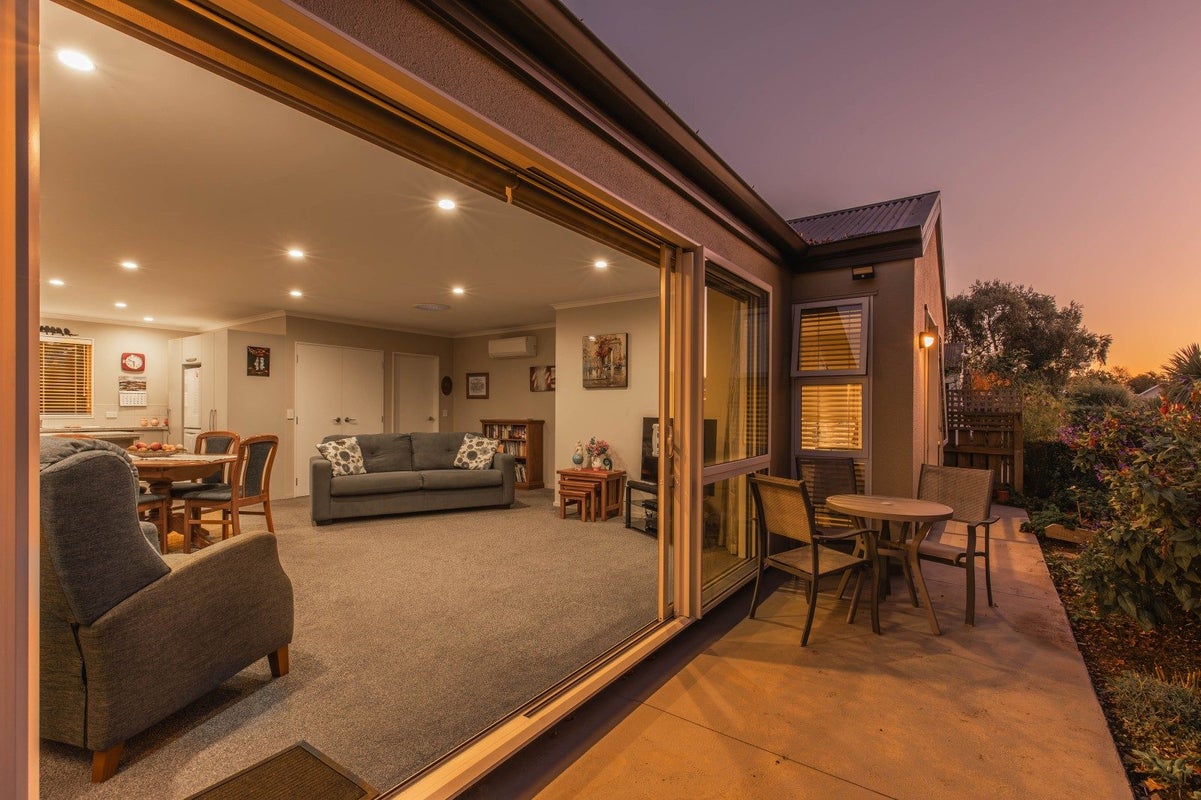 8C Centennial Road, Tahunanui, Nelson - Carousel 1
