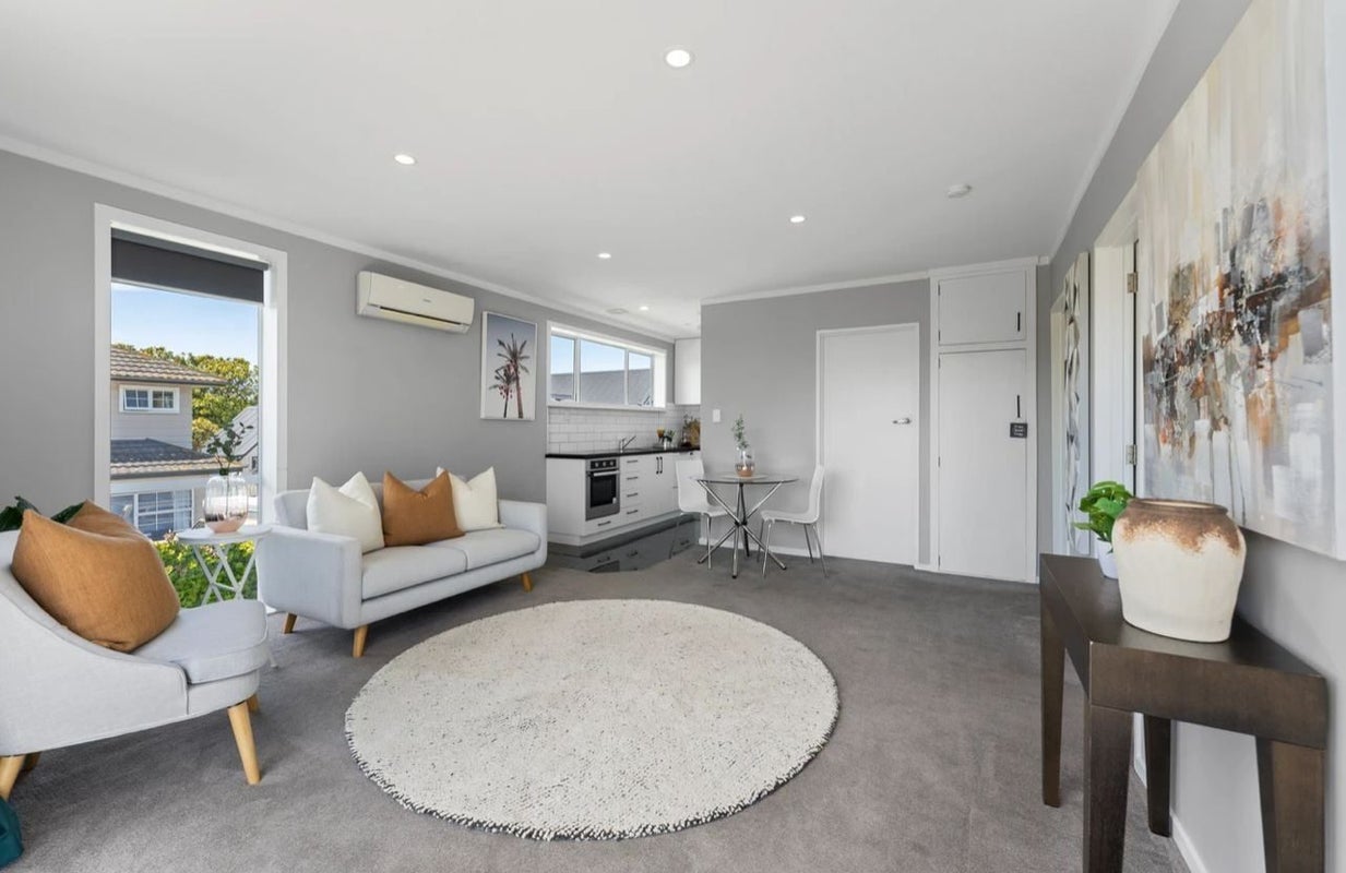 4/32 Tonbridge Street, Merivale, Christchurch - Carousel 1