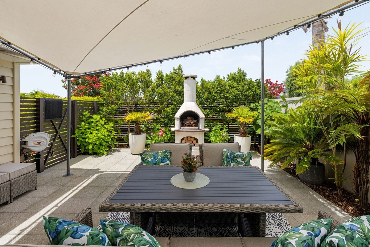 12 Featherstone Drive, Flagstaff, Hamilton - Carousel 2