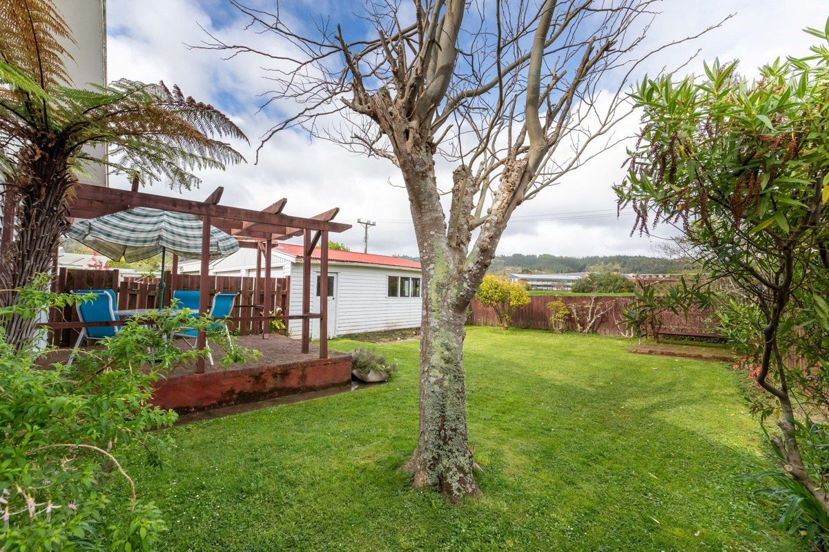 25 Perry Street, Heretaunga, Upper Hutt - Carousel 2