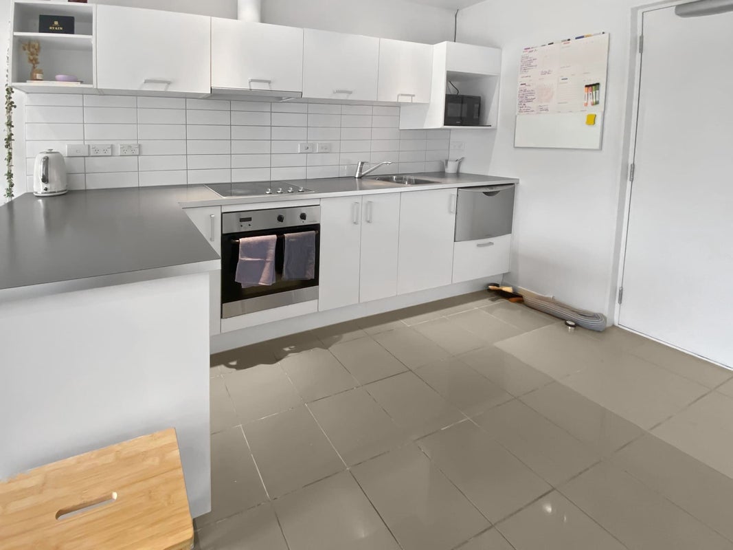 4B/60 Masons Road, Oteha, Auckland - Carousel 2