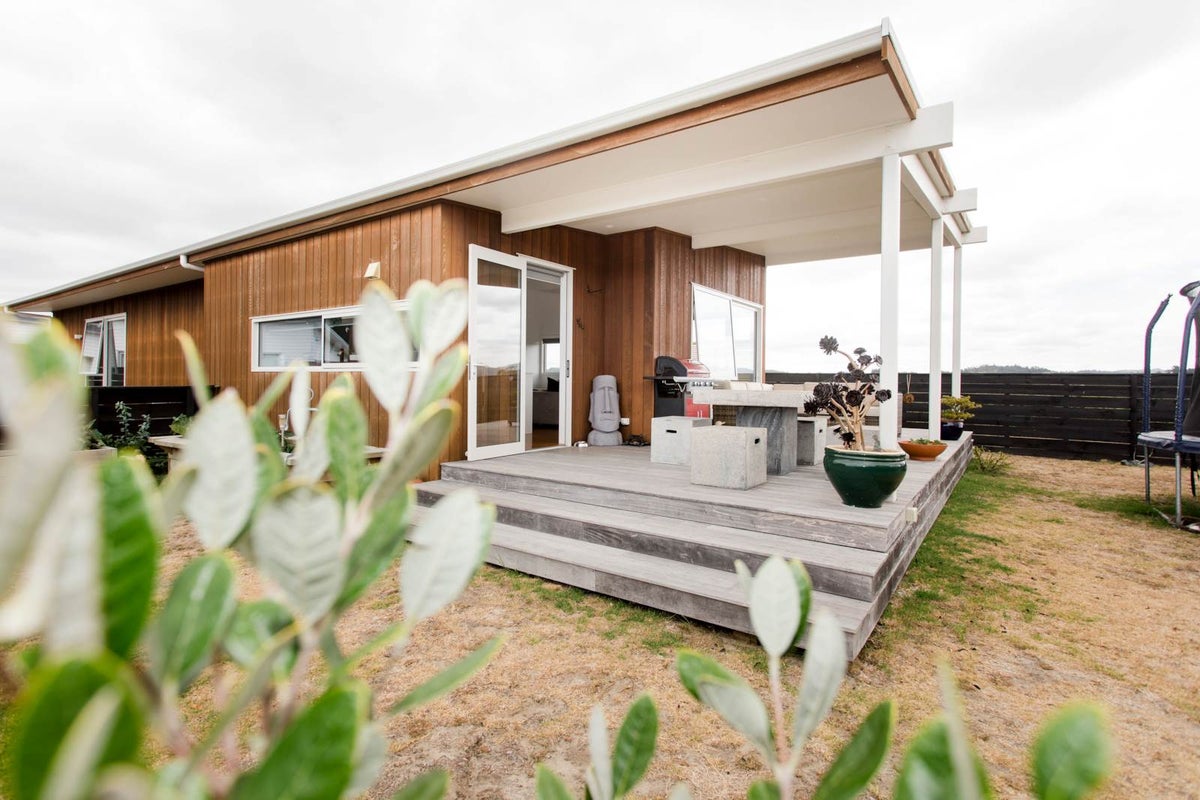 12 Northcoast Place, Mangawhai Heads, Mangawhai - Carousel 1