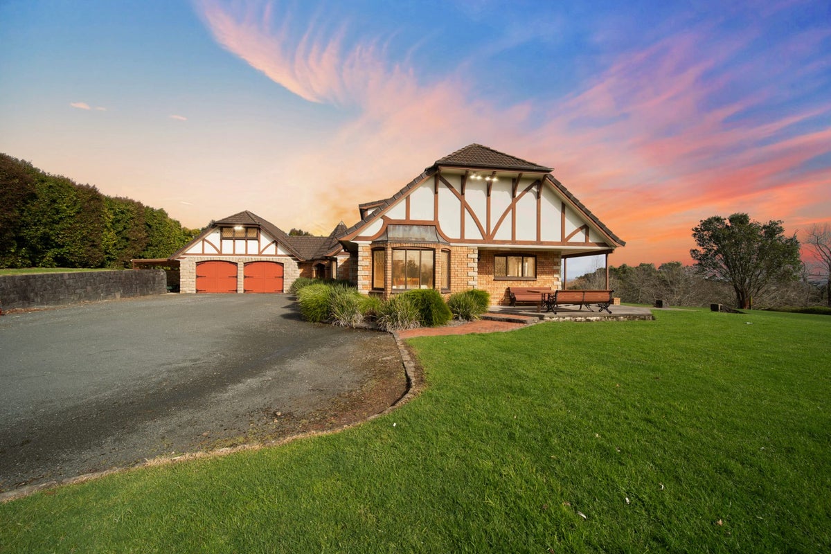 11 Patea Place, Papakura, Papakura - Carousel 36