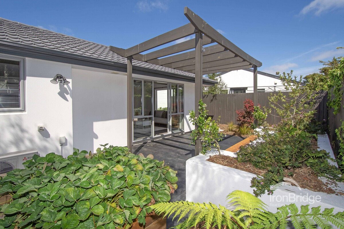 57F Champion Street, Edgeware, Christchurch - Carousel 11