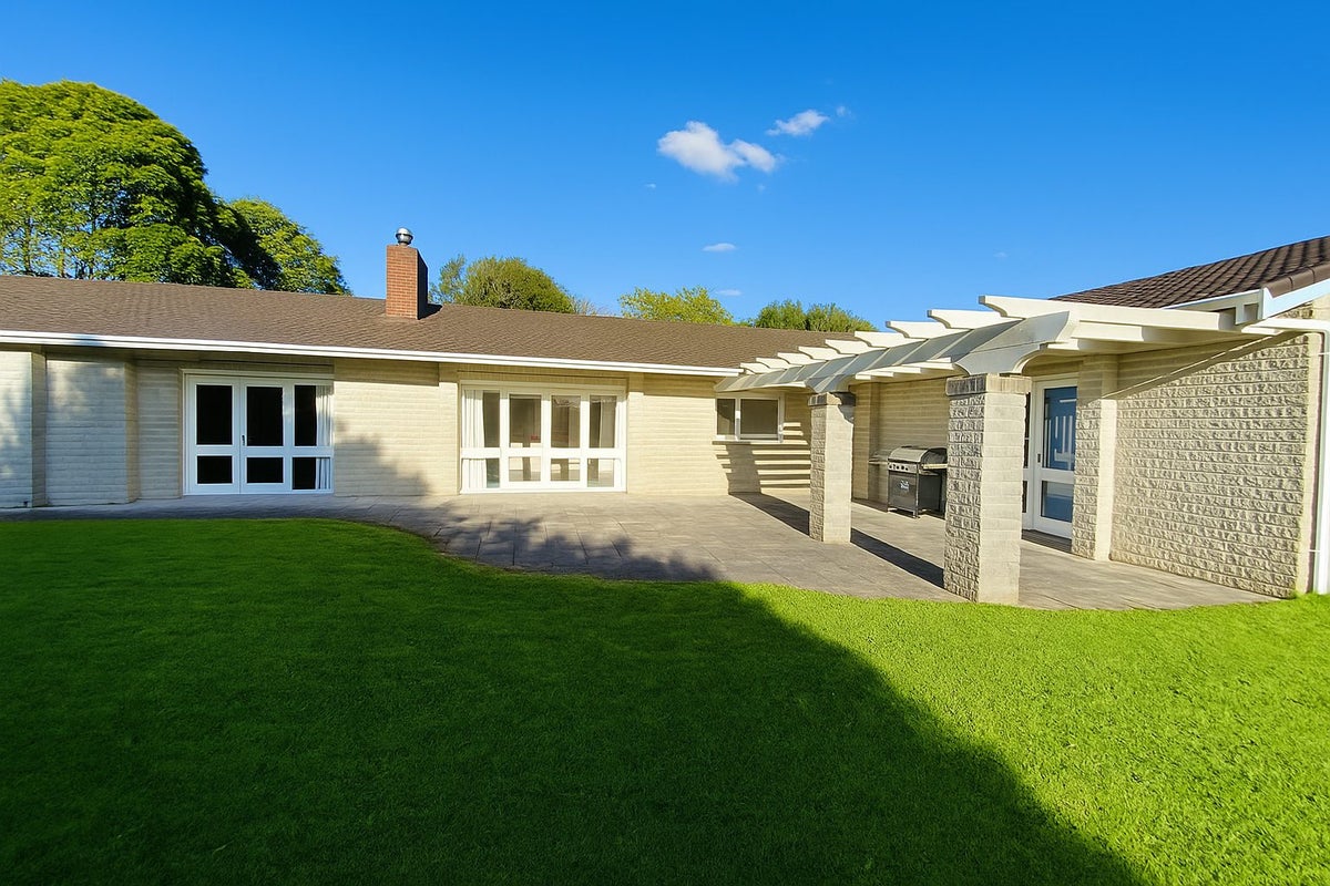 95 Ostrich Farm Road, Pukekohe, Pukekohe - Carousel 2