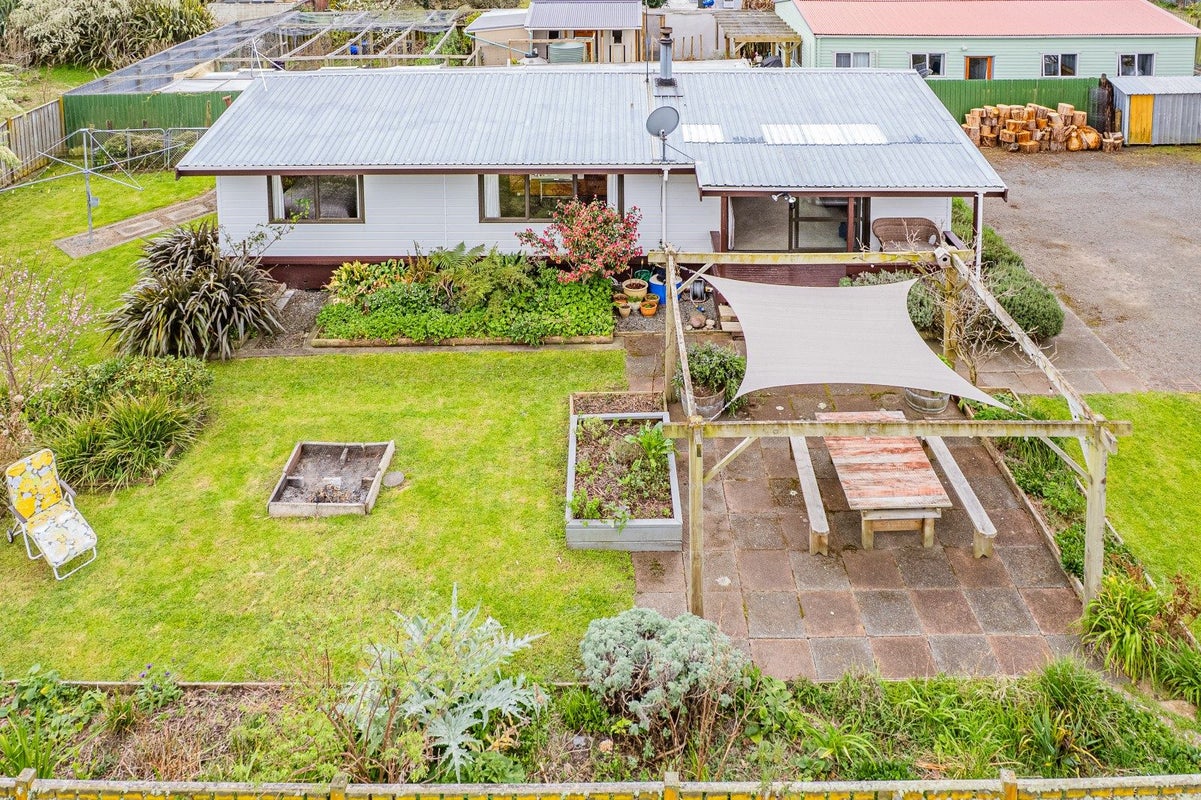 74A Wakefield Street, Whanganui East, Whanganui - Carousel 1