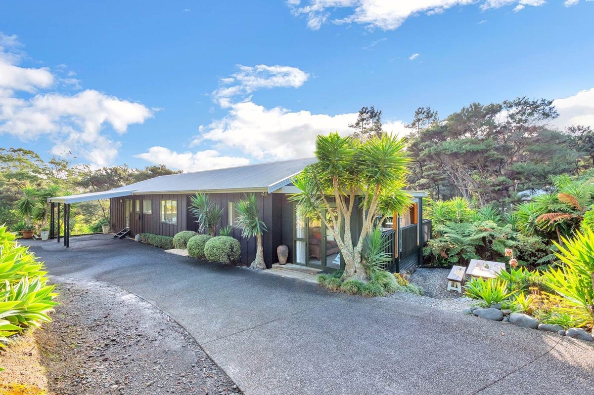 96 Attwood Road, Paremoremo, Auckland - Carousel 1