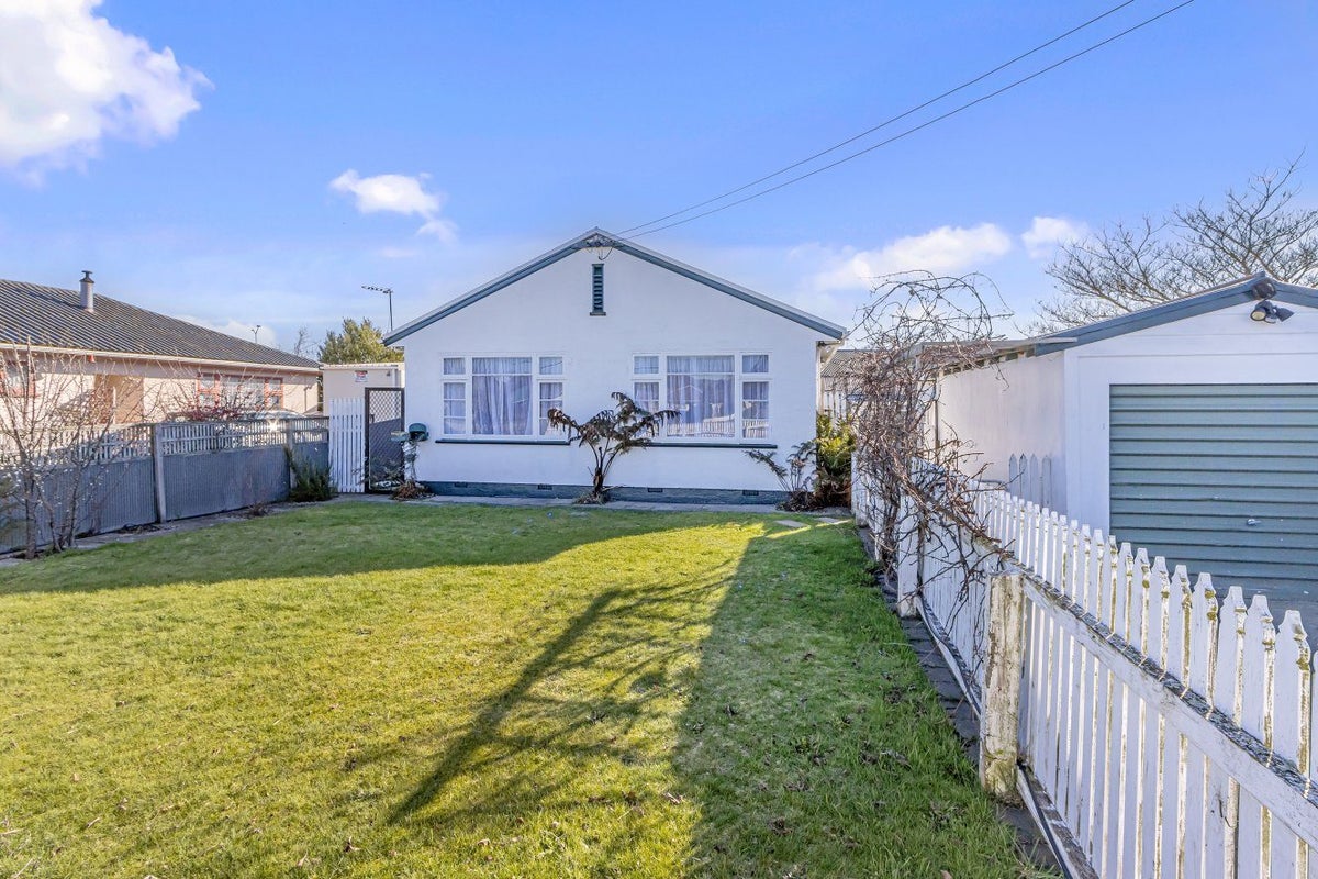 1/9 Nicholas Drive, Linwood, Christchurch - Carousel 2