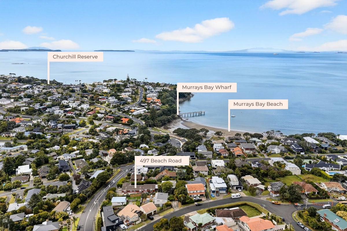2/497 Beach Road, Murrays Bay, Auckland - Carousel 2