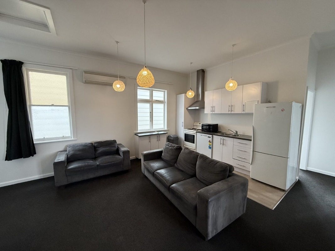 262 The Terrace, Te Aro, Wellington - Carousel 2
