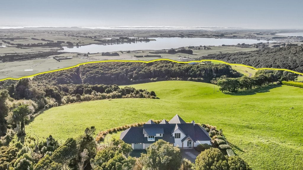 80A Blackmore Road, Riverton - Carousel 28