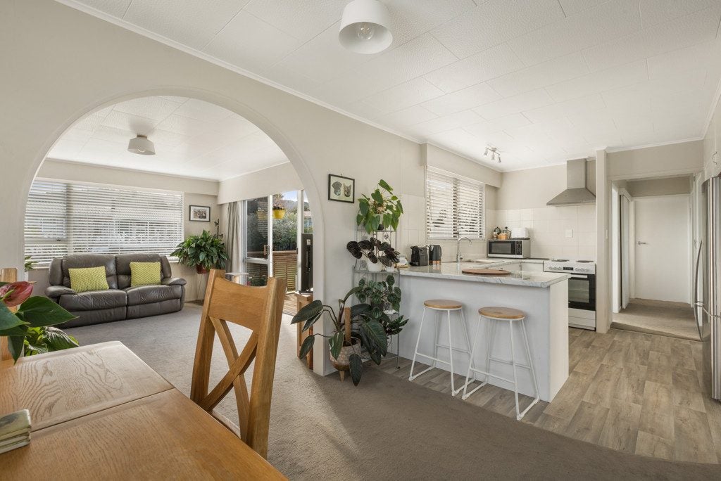 1 Pickett Place, Waihi, Hauraki, Waikato - Carousel 1