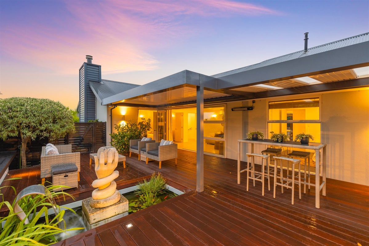 34 Pentonville Close, Westmorland, Christchurch - Carousel 1