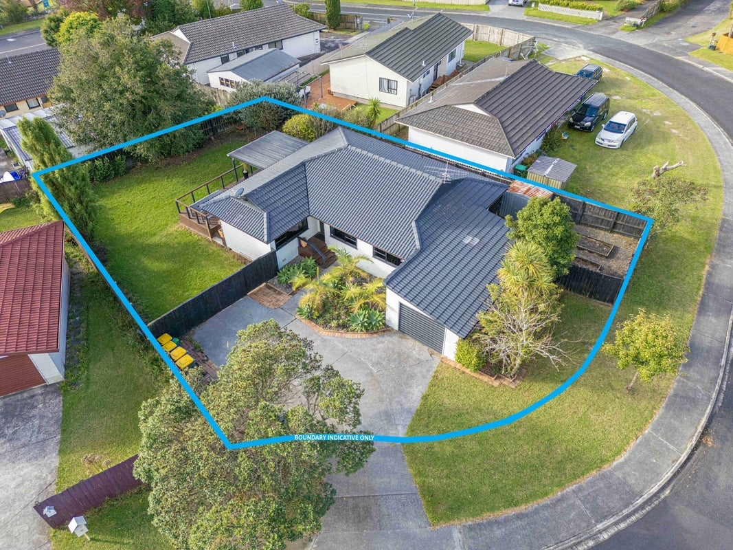 5 Sevilla Place, Unsworth Heights, Auckland - Carousel 1
