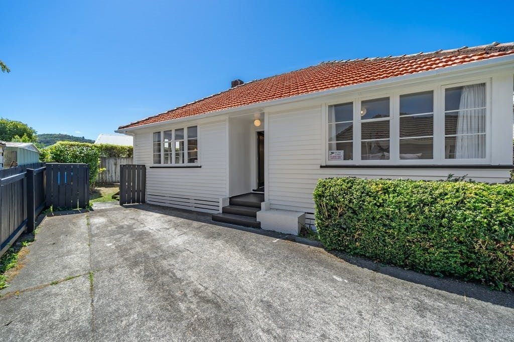 85 Colson Street, Avalon, Lower Hutt - Carousel 2
