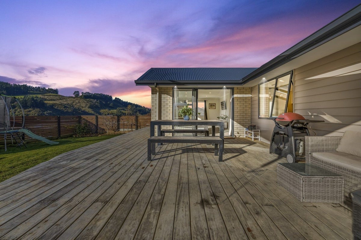 18 Goddard Way, Sawyers Bay, Dunedin, Otago - Carousel 2