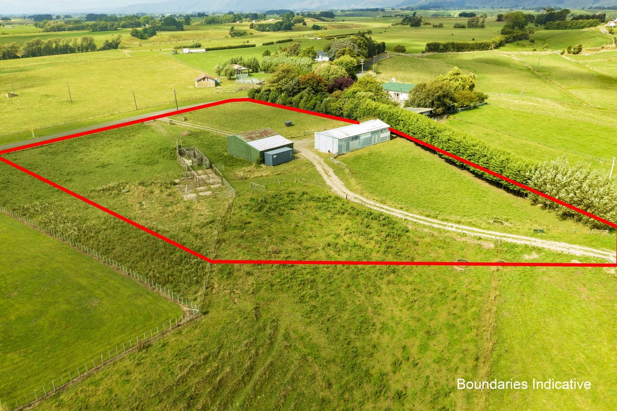 219 Kukutauaki Road, Koputaroa, Levin - Carousel 1