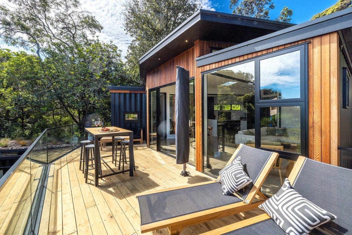 14 Okoka Road, Ōmiha, Waiheke Island - Carousel 17