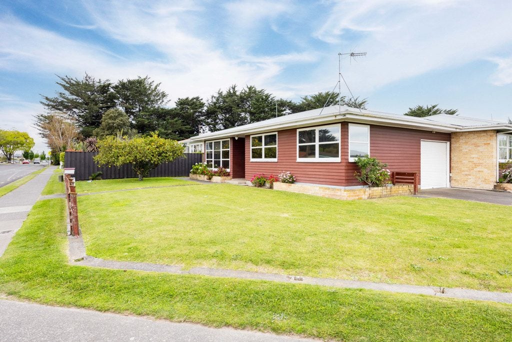 340 Kennedy Road, Pirimai, Napier - Carousel 1