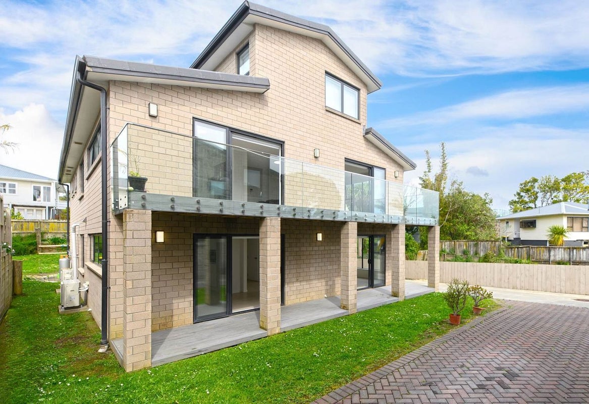65A Terry Street, Blockhouse Bay, Auckland - Carousel 1