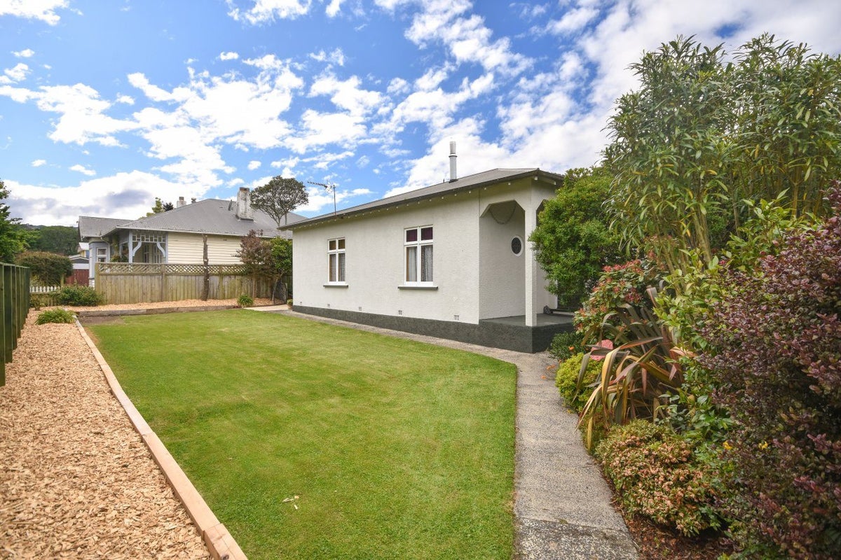 8 Beechworth Street, North East Valley, Dunedin - Carousel 2