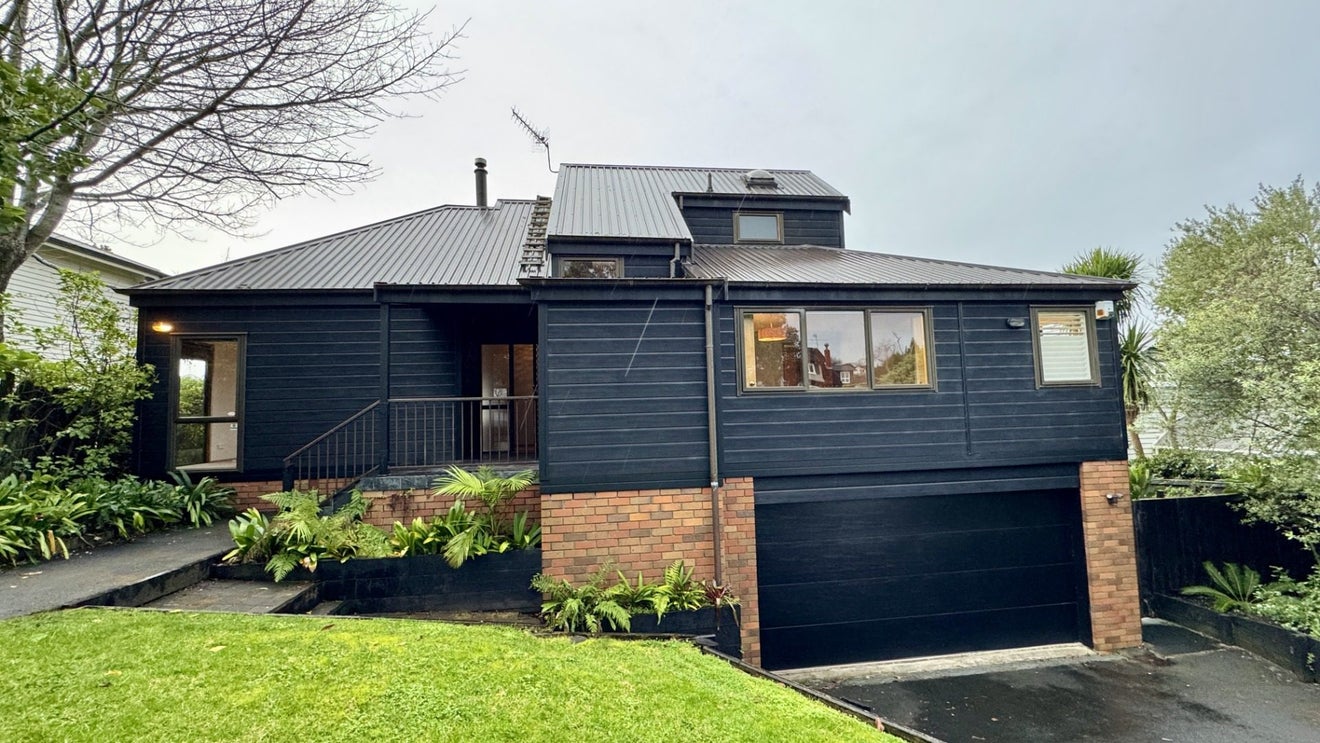 6 Rangitoto Avenue, Remuera, Auckland - Carousel 1
